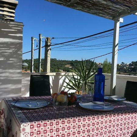 De Naranjos Cubelles