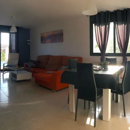 Villa De Naranjos Cubelles